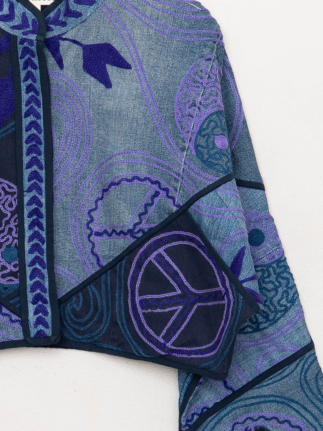 The Kaira Cropped Denim Suzani Jacket - Medium