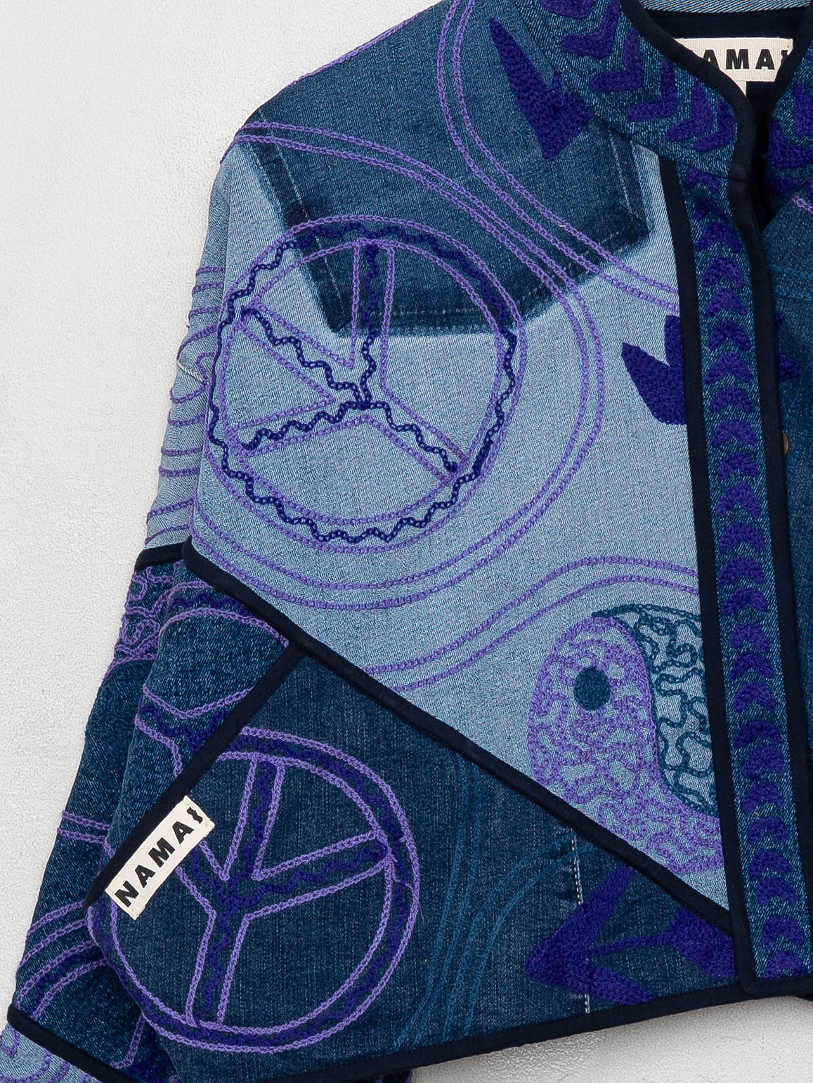 The Kaira Cropped Denim Suzani Jacket - Medium