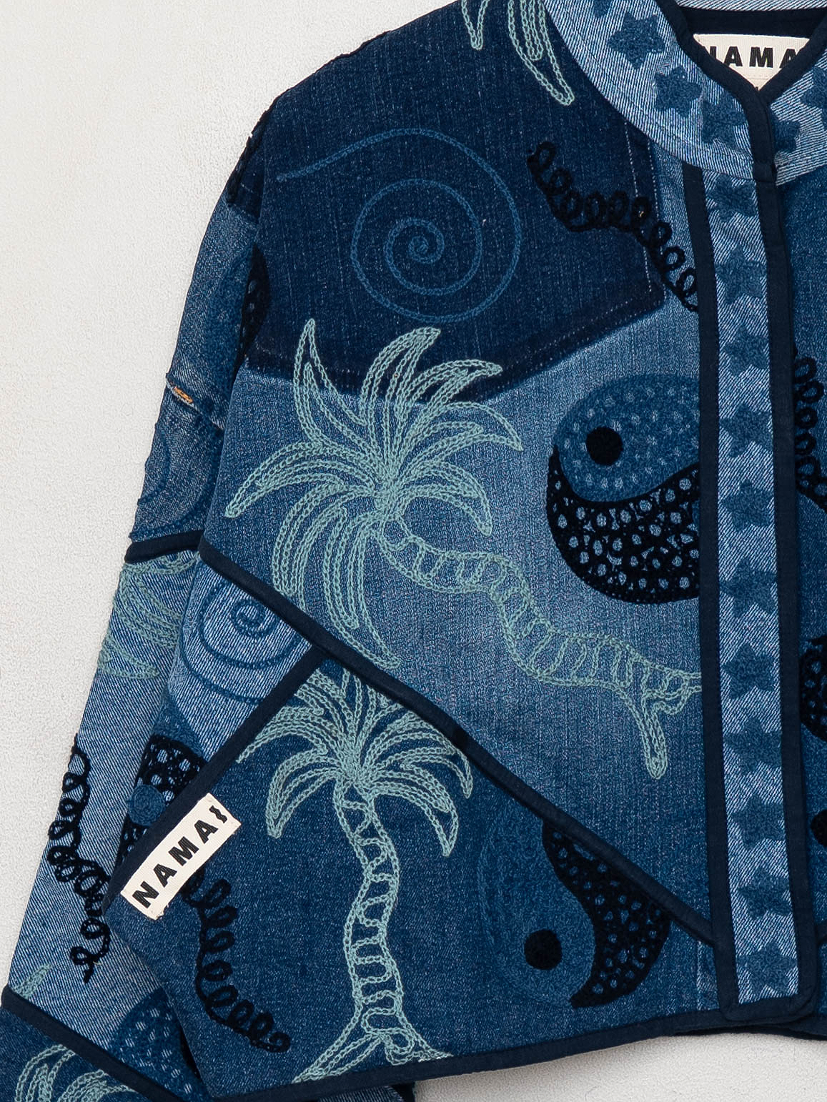 The Kaira Cropped Denim Suzani Jacket - Medium