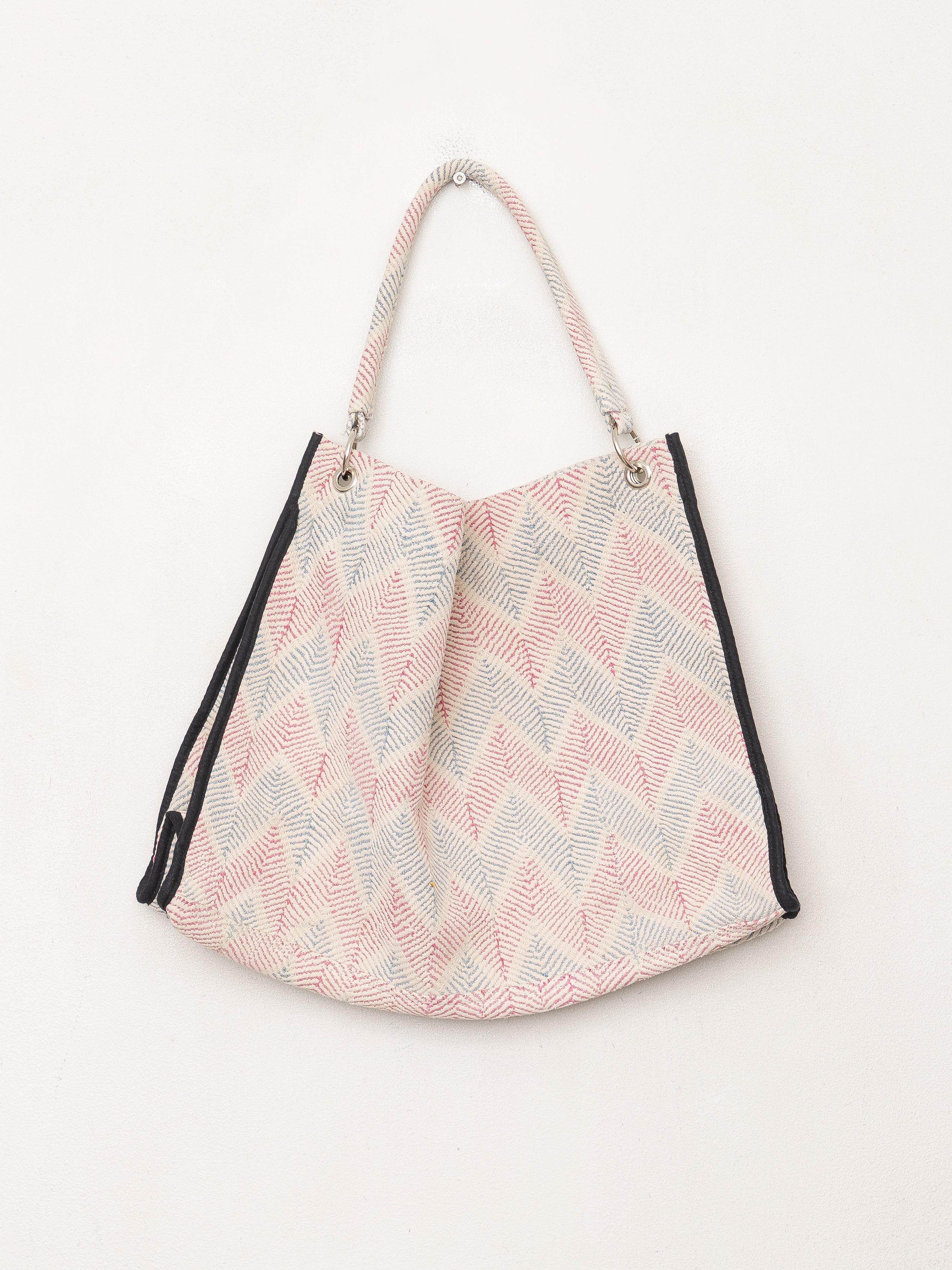 The Sakshi Quilted Shoulder Bag - Sample