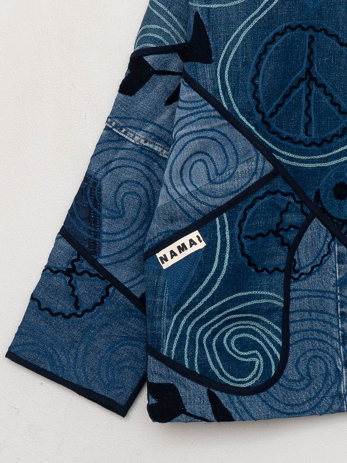 The Ladhiya Denim Suzani Jacket - Small