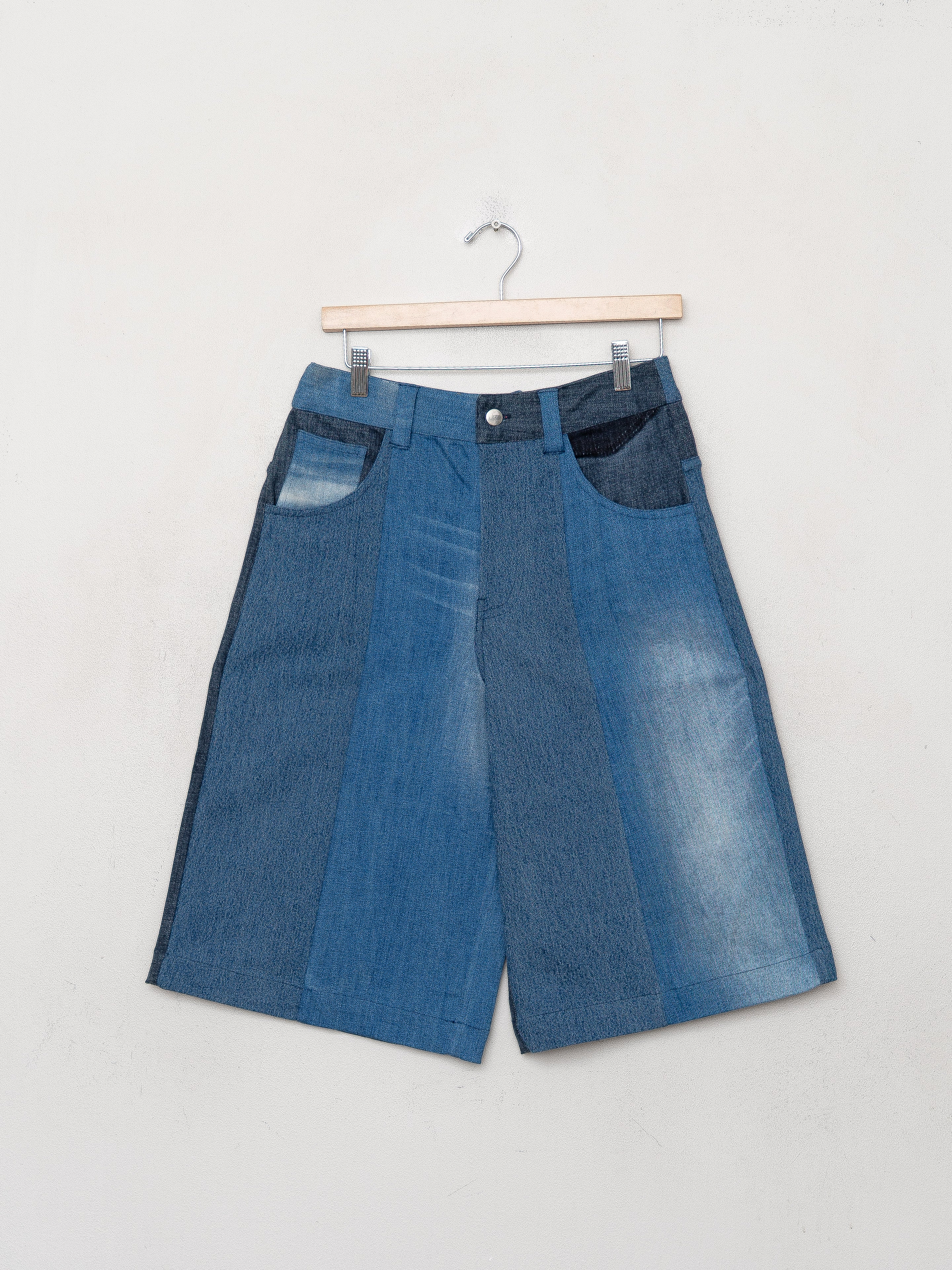 The Kamu Denim Shorts - Small