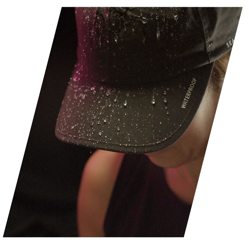 Review: Sealskinz Vitae waterproof hats - FionaOutdoors