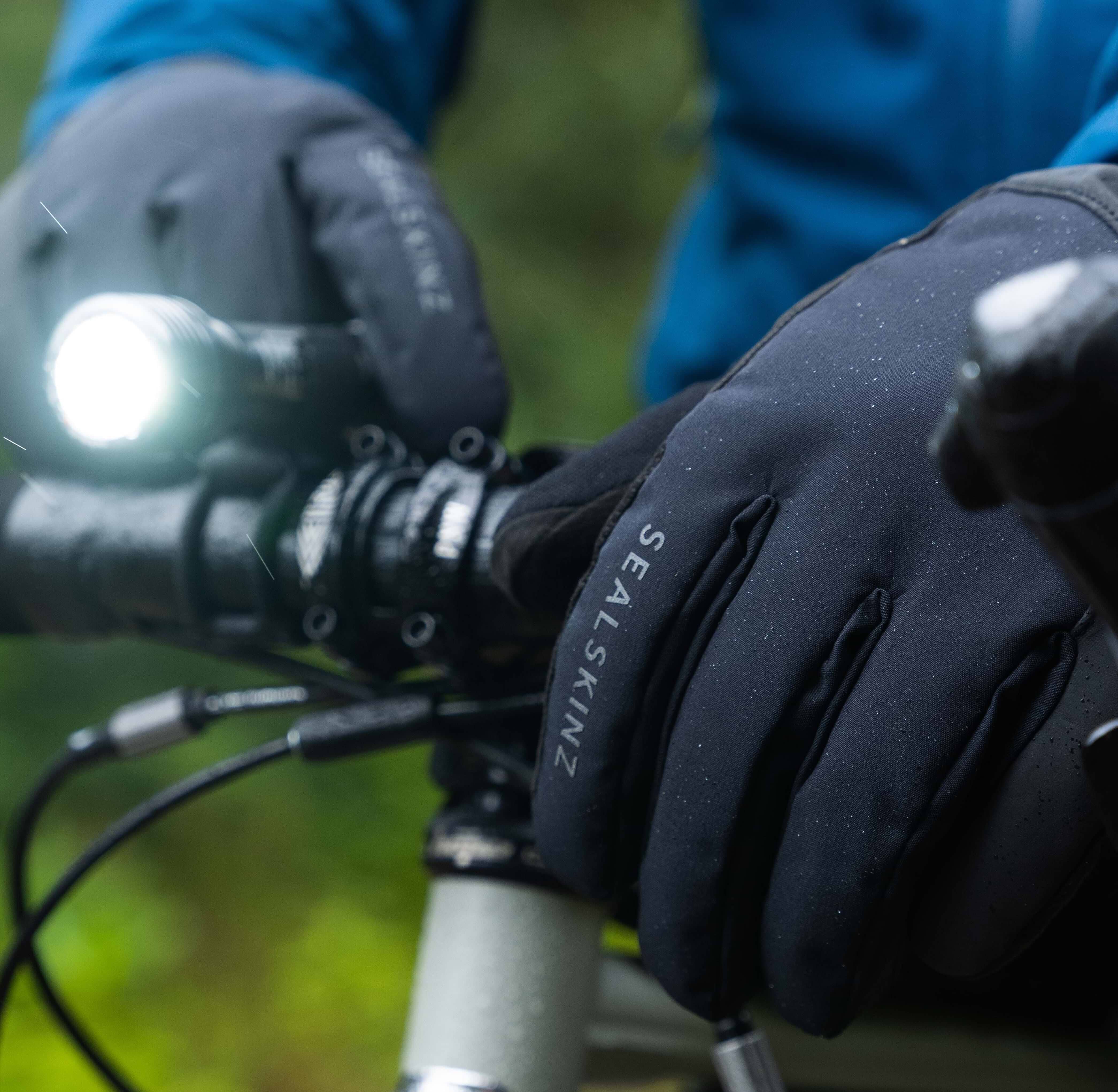 Barwick - Waterproof Extreme Cold Weather Cycle Split Finger Glove –  Sealskinz USA