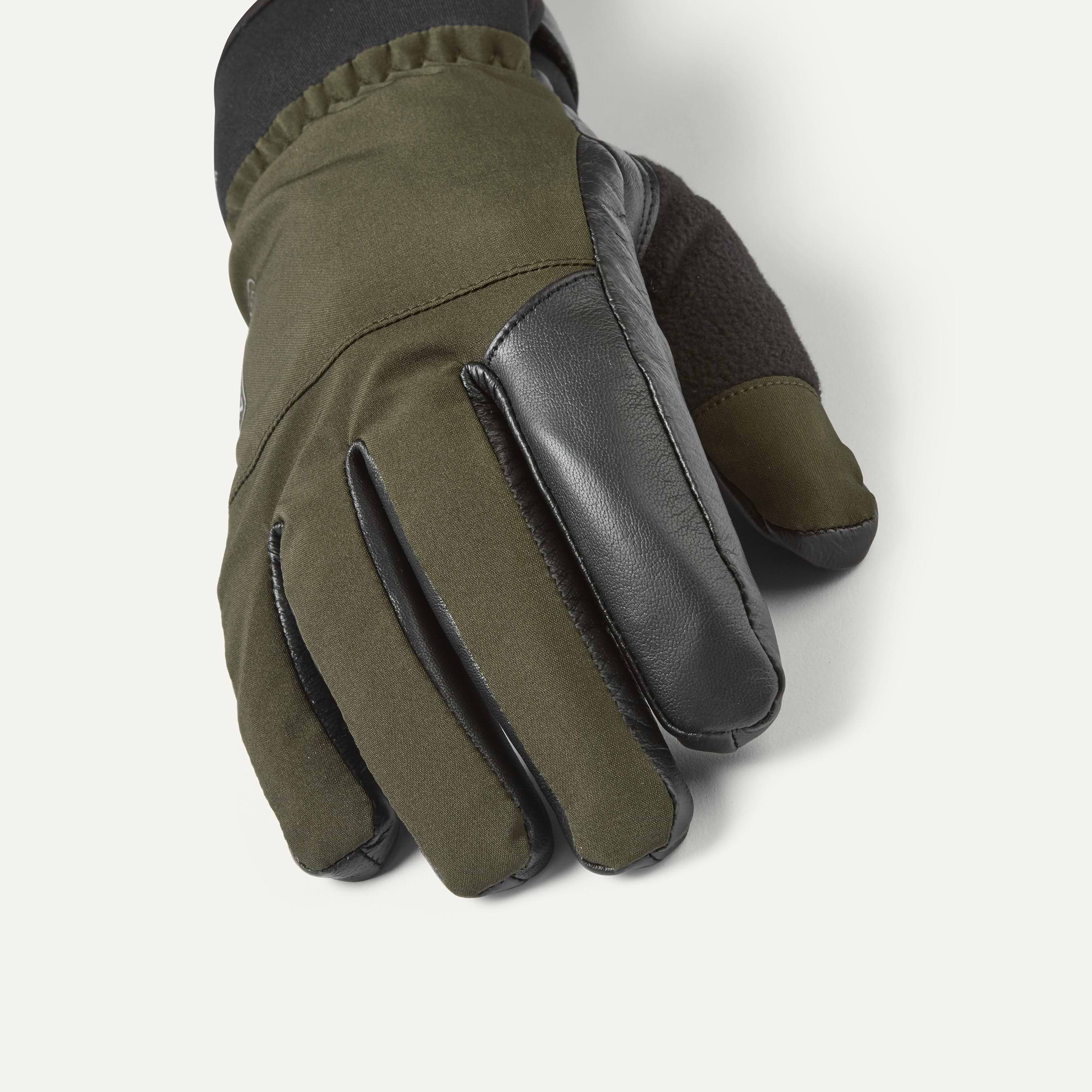 Cold weather archery gloves store