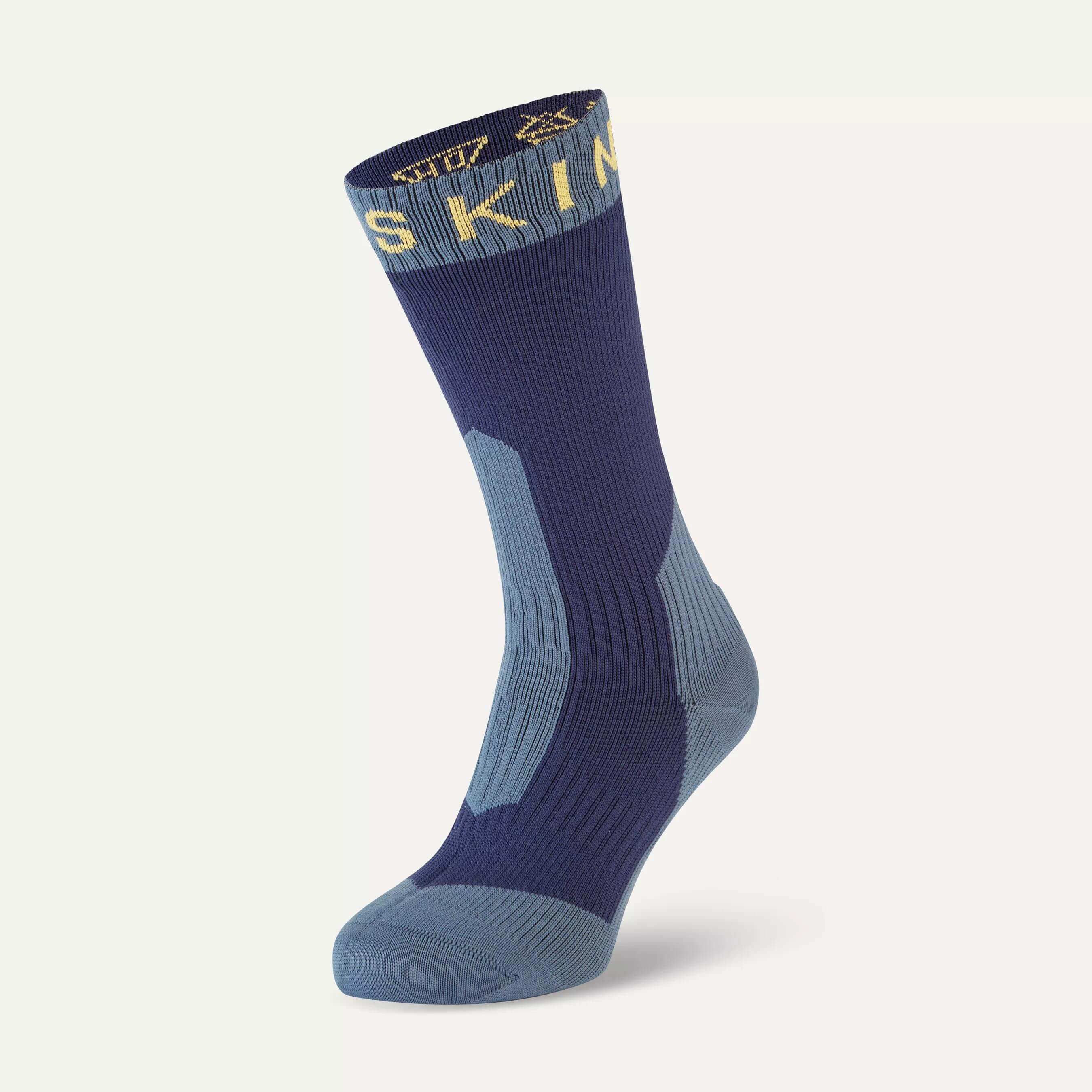 Sealskinz waterproof cycling socks top