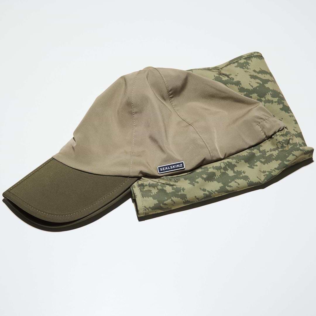 Sealskinz Waterproof Foldable Peak Cap with Neck Protector - Mens - Green - One Size