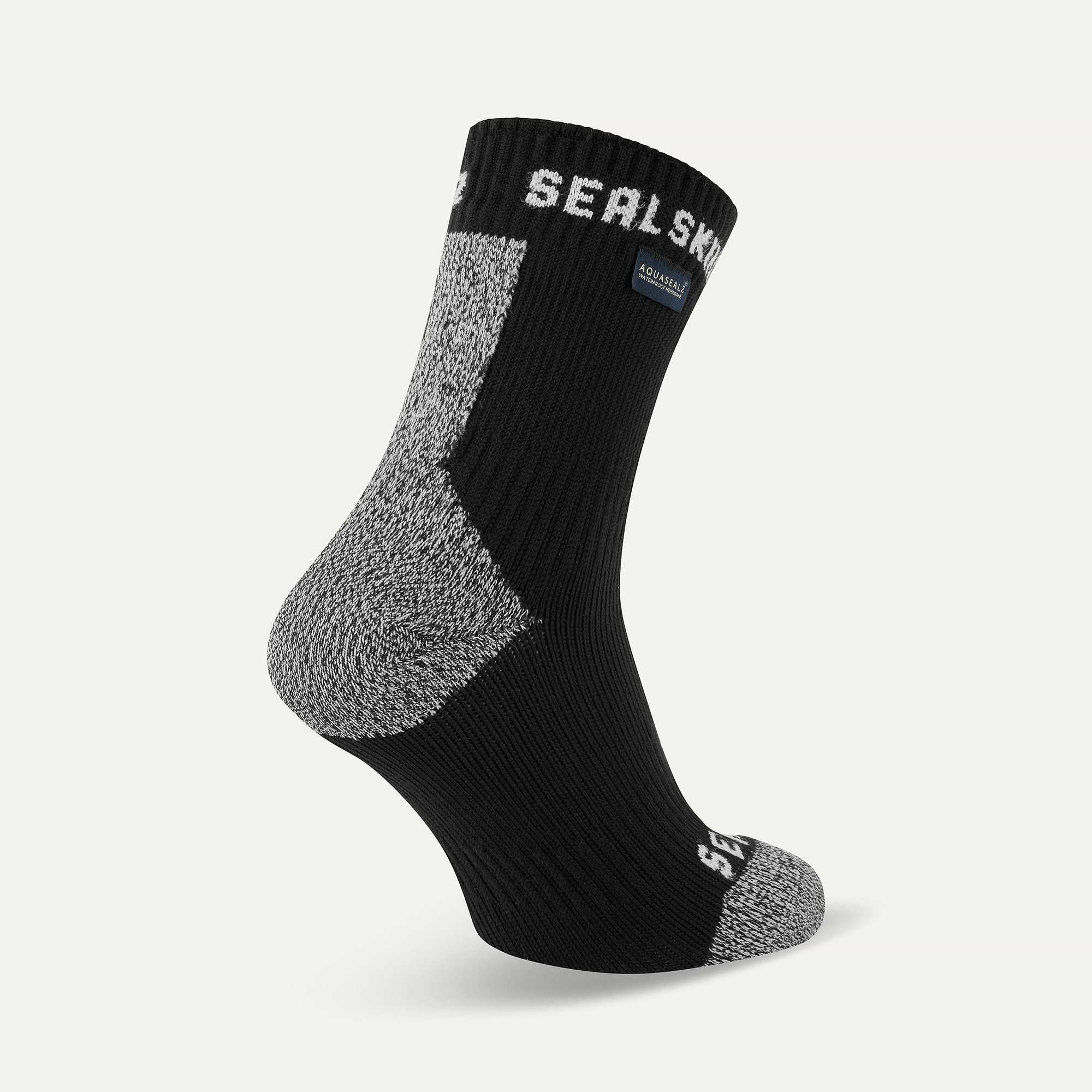 Sealskinz Dunton Waterproof All Weather Ankle Length Sock with Hydrostop - Black Sealskinz Dunton Waterproof All Weather Ankle Length Sock with Hydrostop - Black