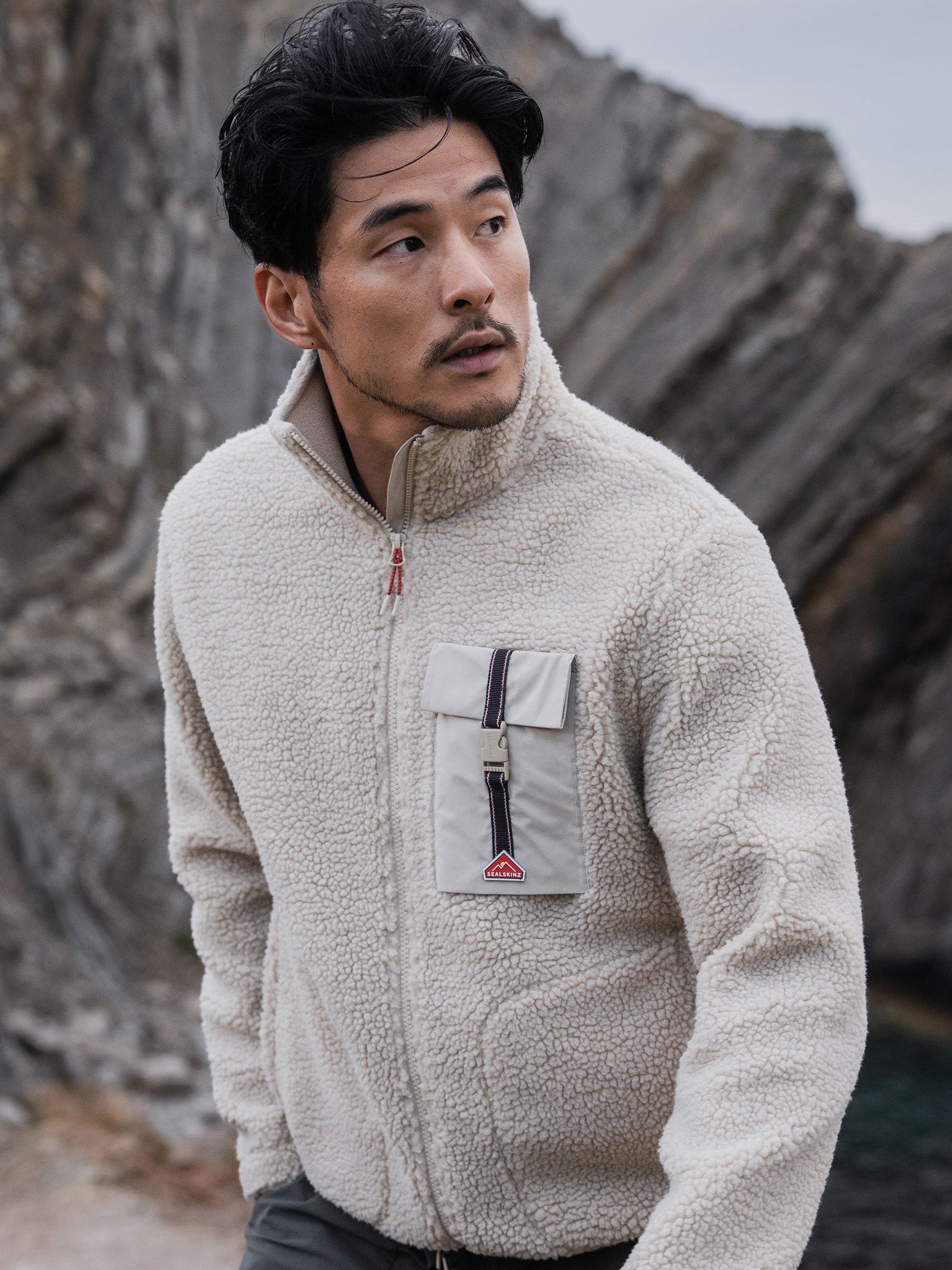 Vitae - Sealskinz Waterproof Outdoor Clothing