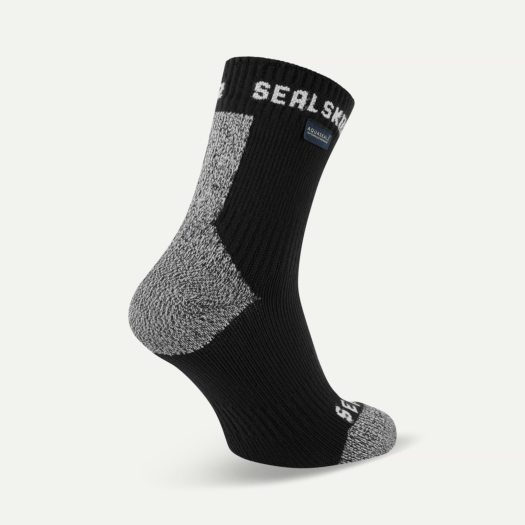 Sealskinz Dunton Waterproof All Weather Ankle Length Sock with Hydrostop - Black Sealskinz Dunton Waterproof All Weather Ankle Length Sock with Hydrostop - Black