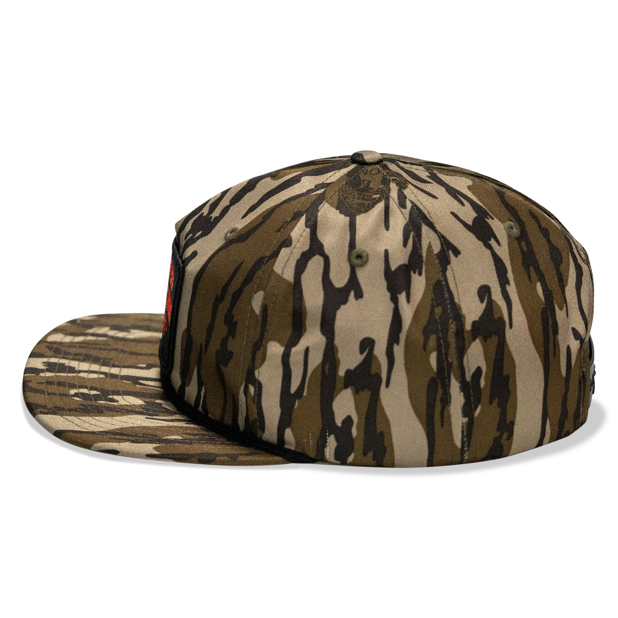 #color_mossy-oak-hunting-camo