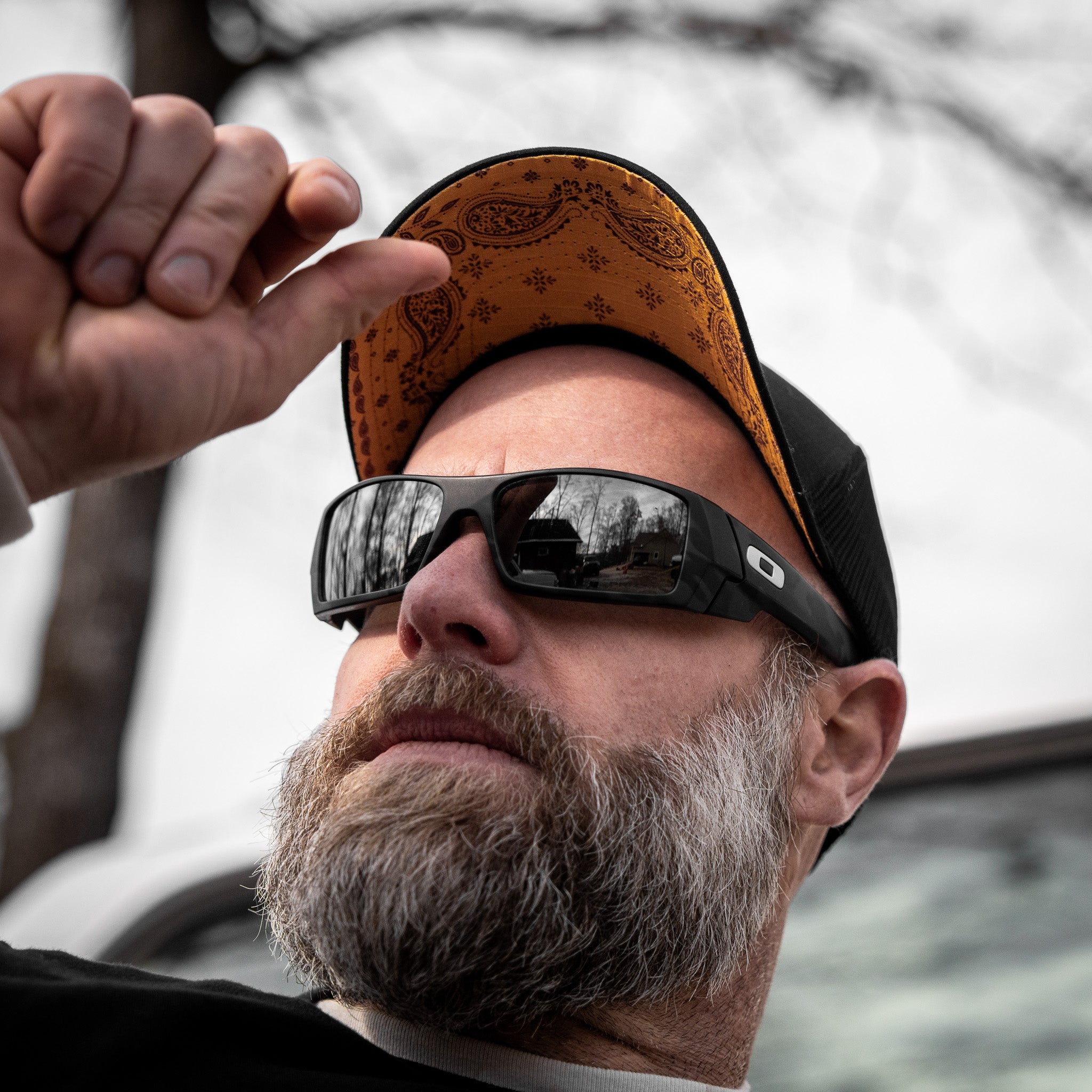 #color_black-vintage-paisley