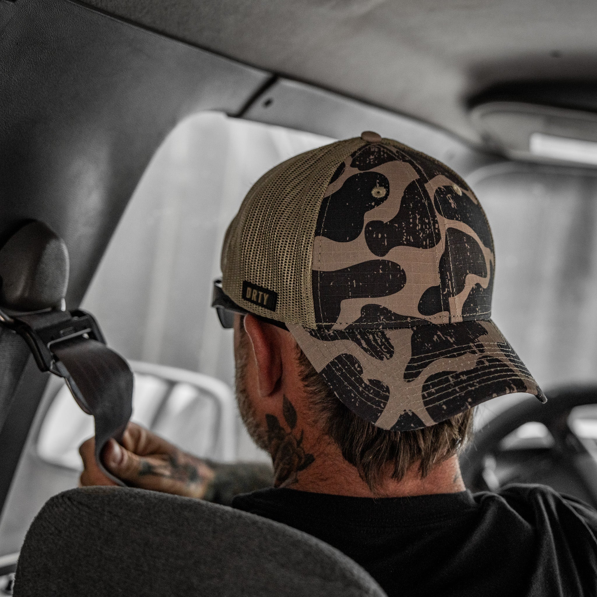 #color_dirty-duck-camo