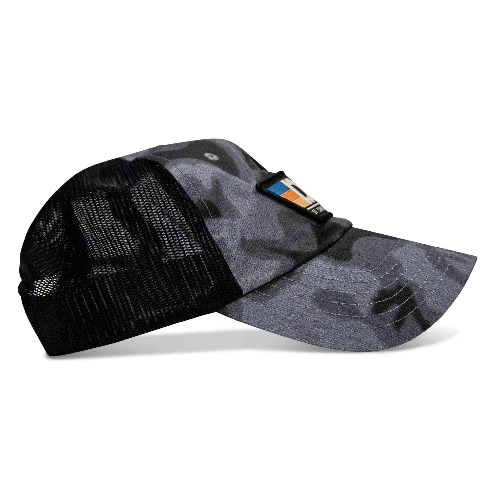 #color_carbon-camo