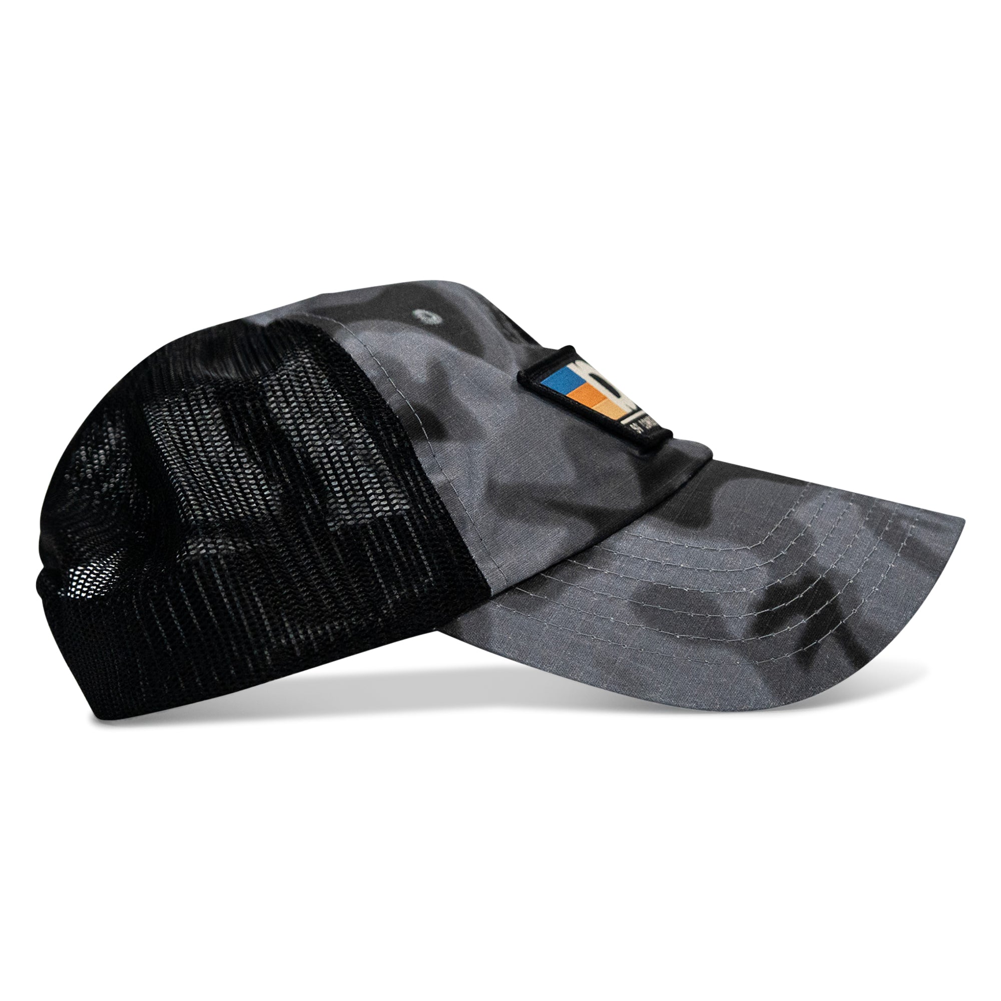 #color_carbon-camo