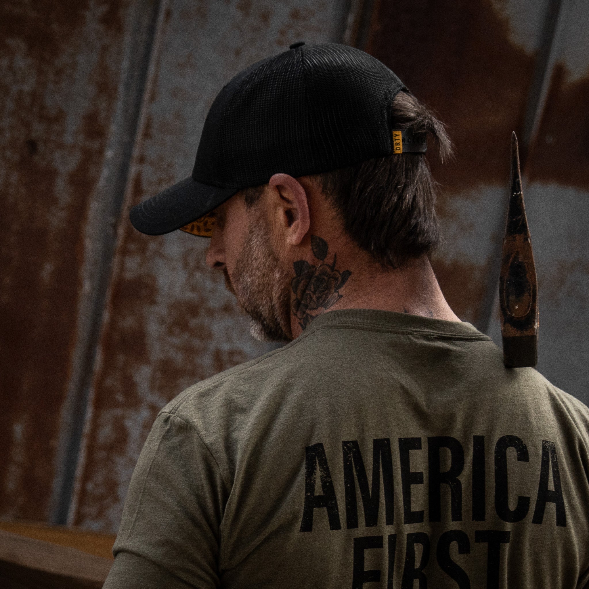 #color_black-vintage-paisley