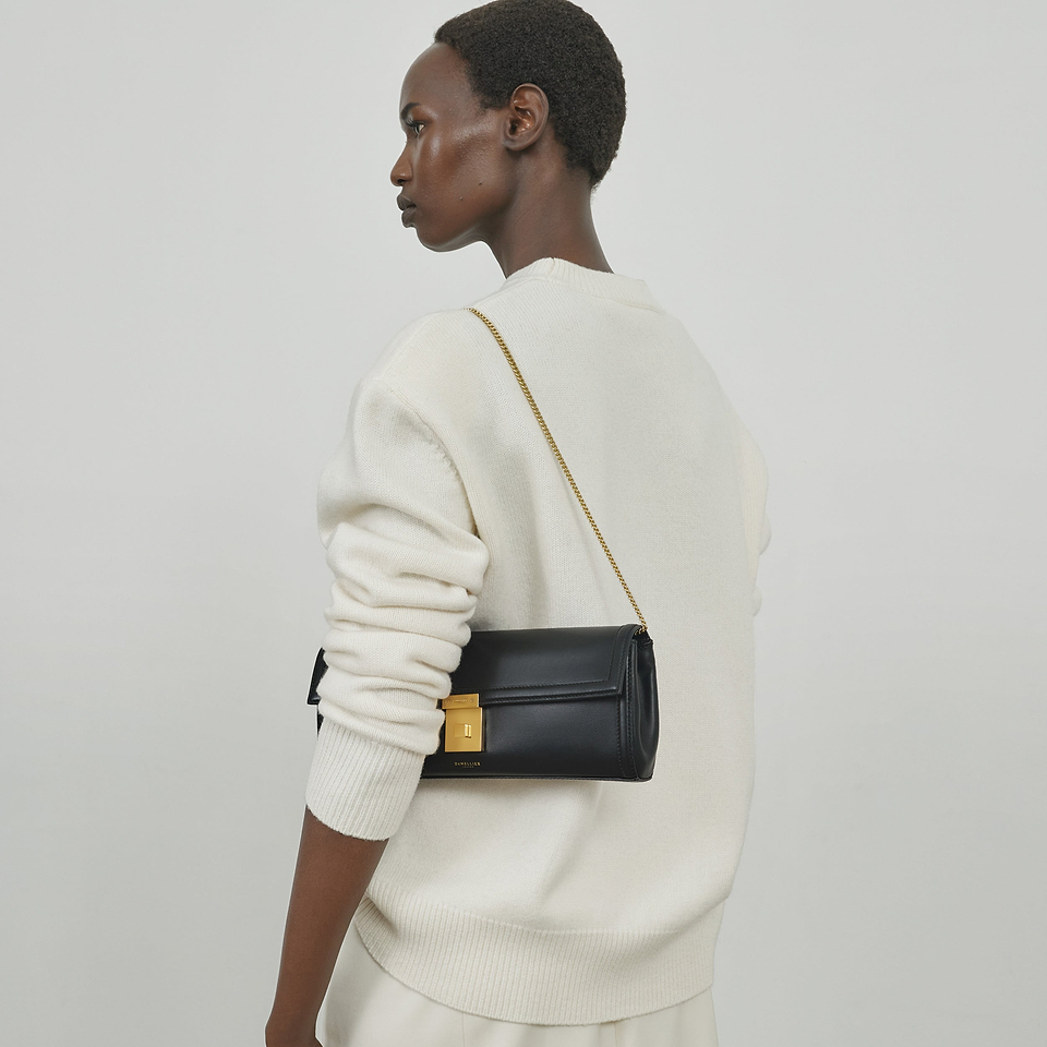 The Paris Clutch