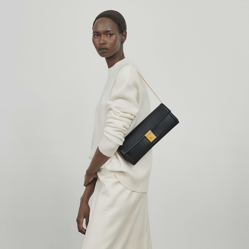 The Paris Clutch