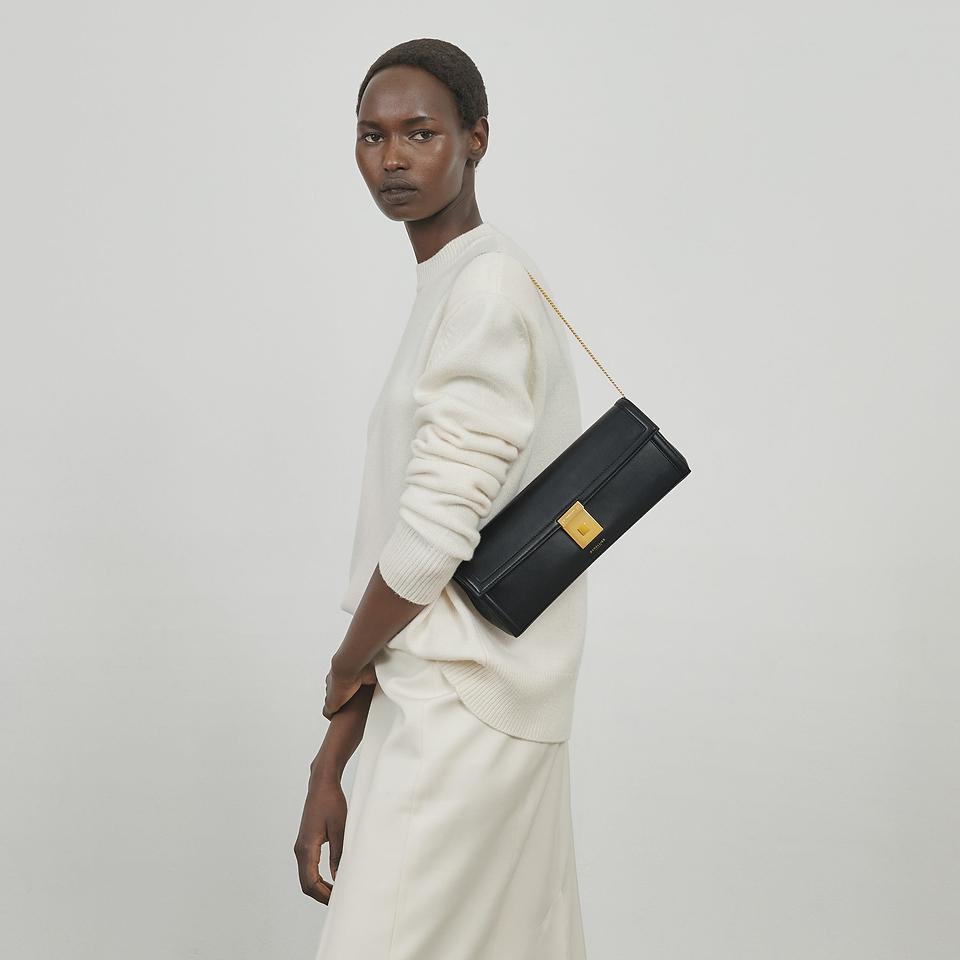 The Paris Clutch