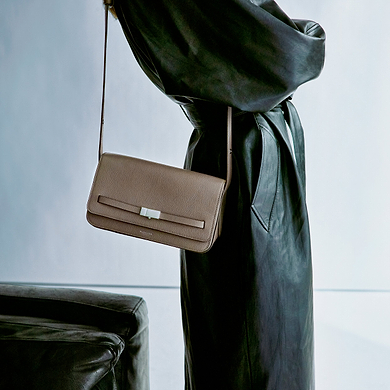 The New York Crossbody