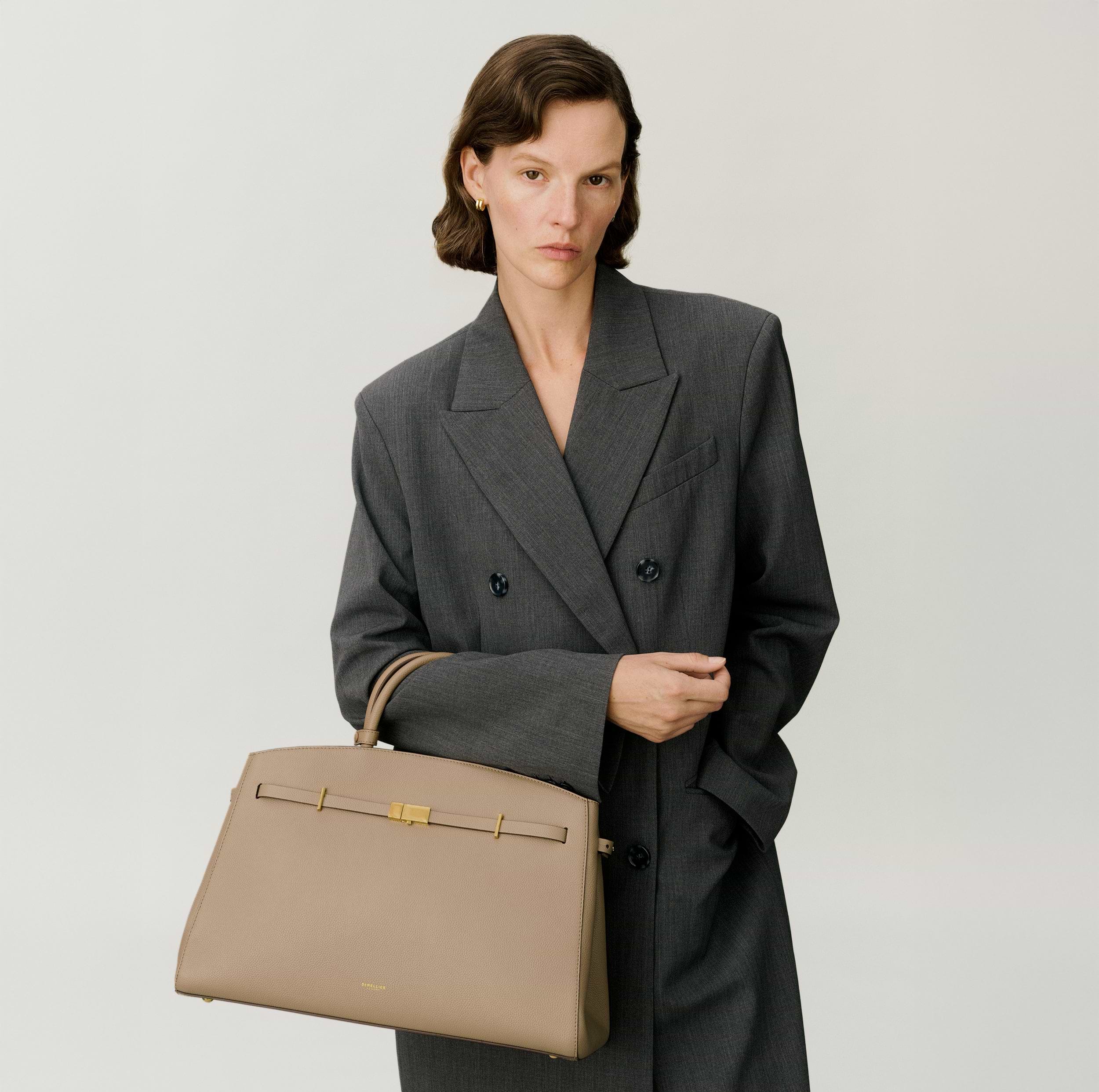 【最終】DEMELLIER デメリエー　The Hudson Dark Sand The Hudson | Dark Sand Small Grain | Demellier
