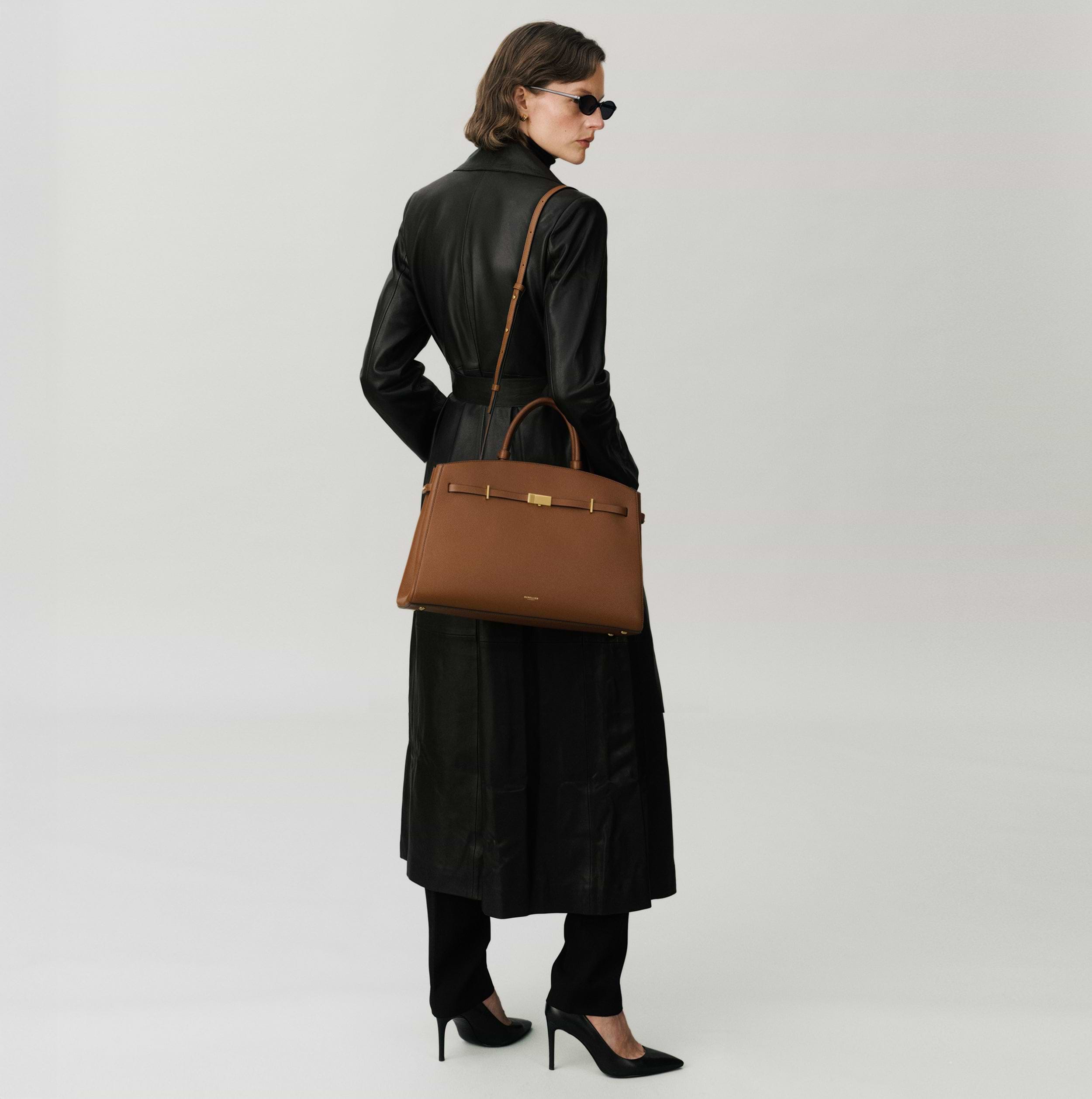 【最終】DEMELLIER デメリエー　The Hudson Dark Sand The Hudson | Dark Sand Small Grain | Demellier