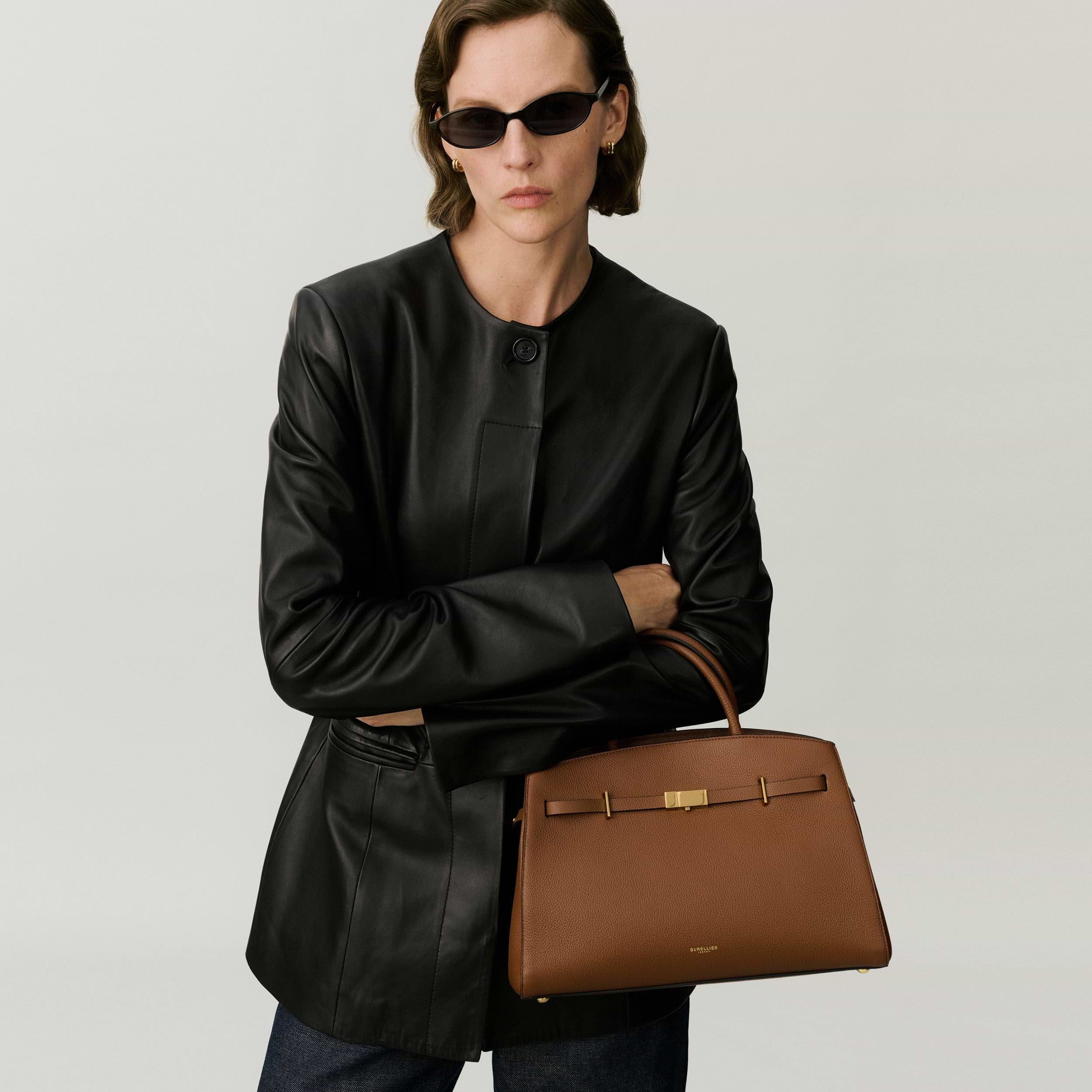 【最終】DEMELLIER デメリエー　The Hudson Dark Sand The Hudson | Dark Sand Small Grain | Demellier