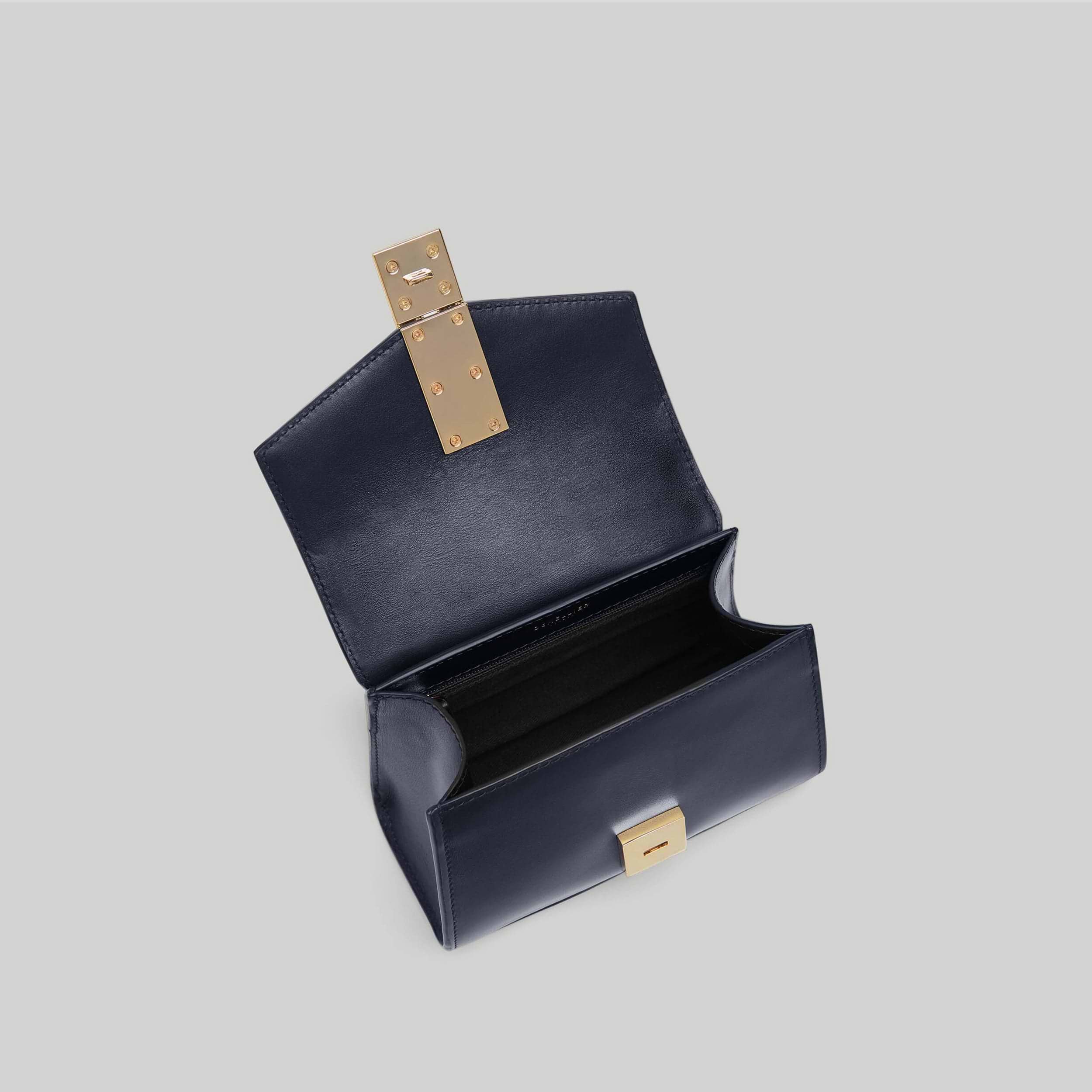 The Nano Montreal | Navy Smooth | DeMellier