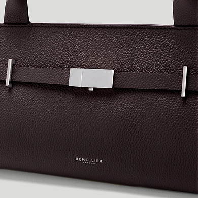 The New York Shoulder