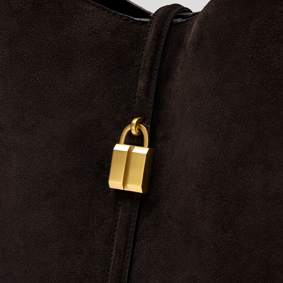 The Large Siena Bucket