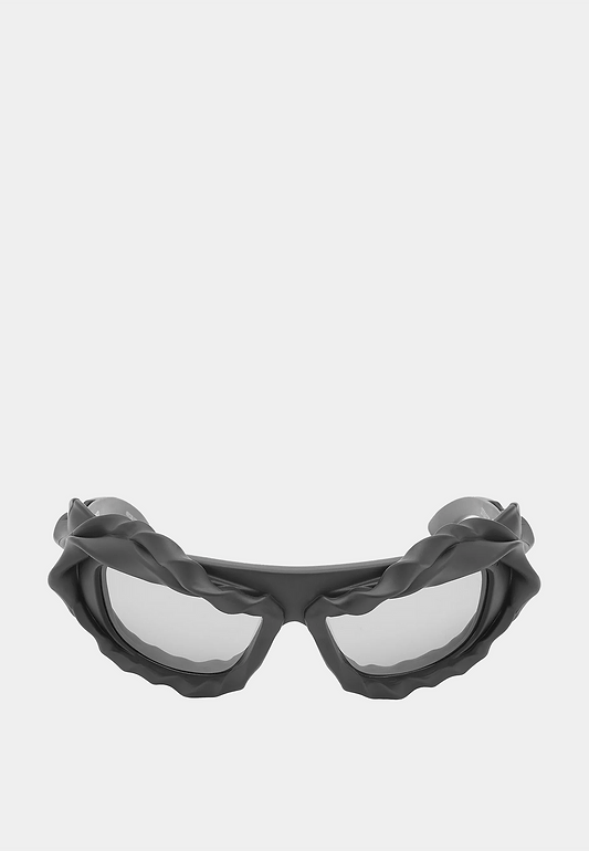 Ottolinger Twisted Sunglasses Black / Mirror