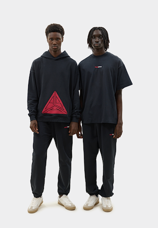 Triangle Logo Hoodie Black