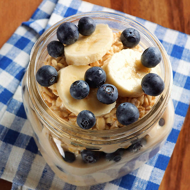 Blueberry Overnight Oats