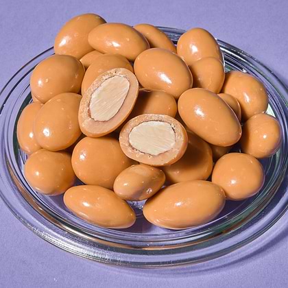 Almonds with Caramel Chocolate and Sea Salt, 18 oz (1.1 lb) 500g