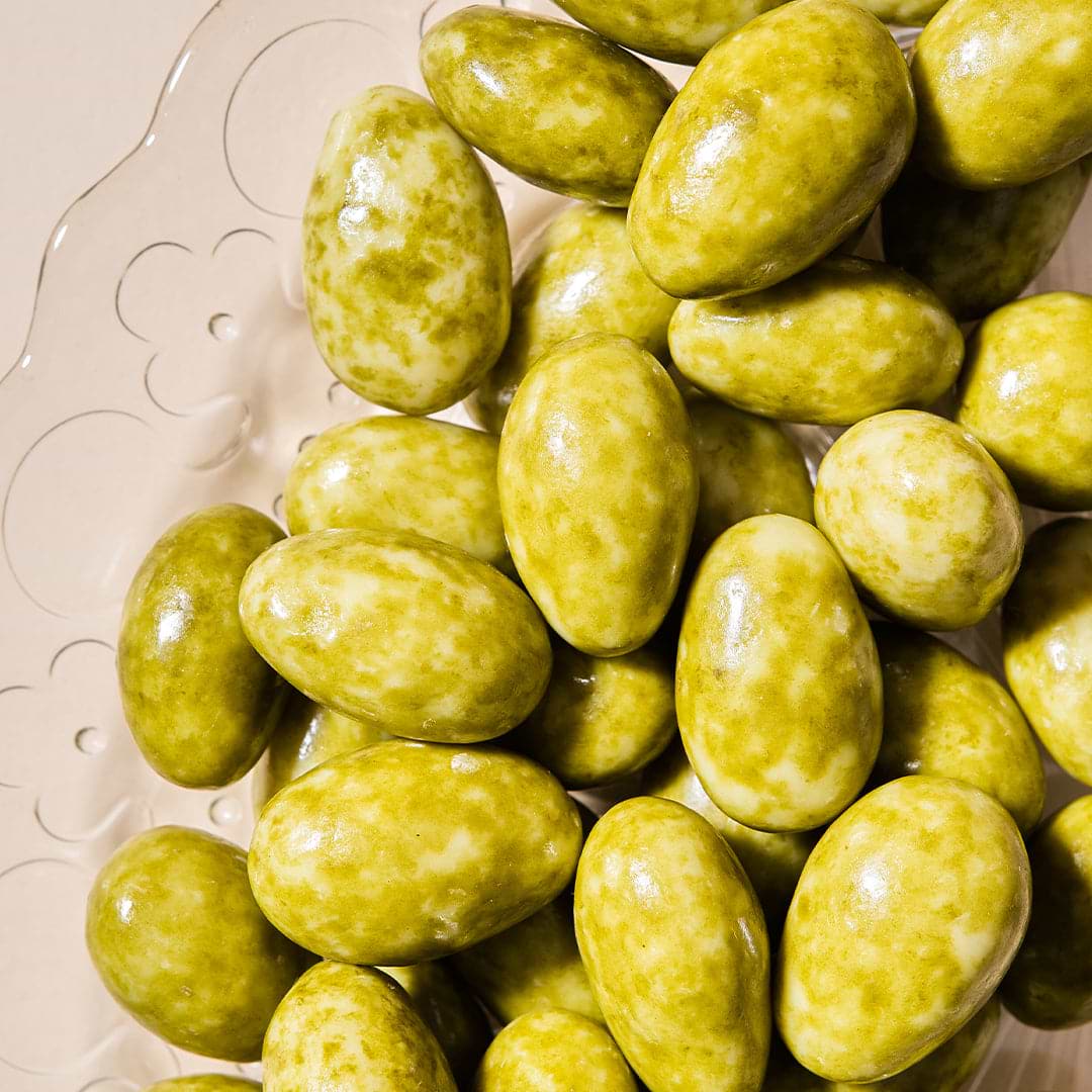 Almonds with Matcha and White Chocolate