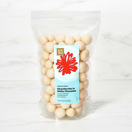 Freeze-Dried Strawberries in White Chocolate, 35 oz (2.2 lb) 1kg