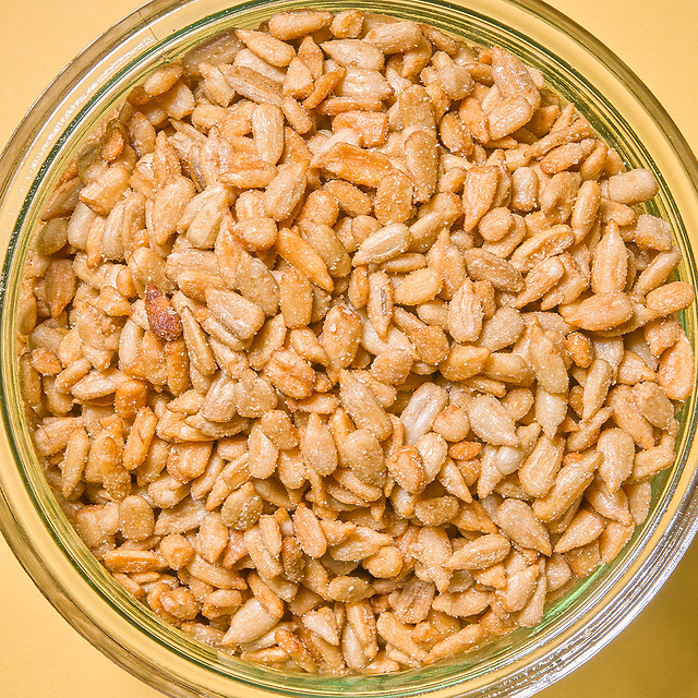 Roasted Sunflower Seeds with Honey and Salt