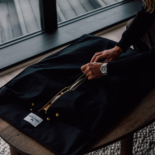 Grey Suede Suit Carrier for 3 Suits | Luxury Garment Bag – Bennett