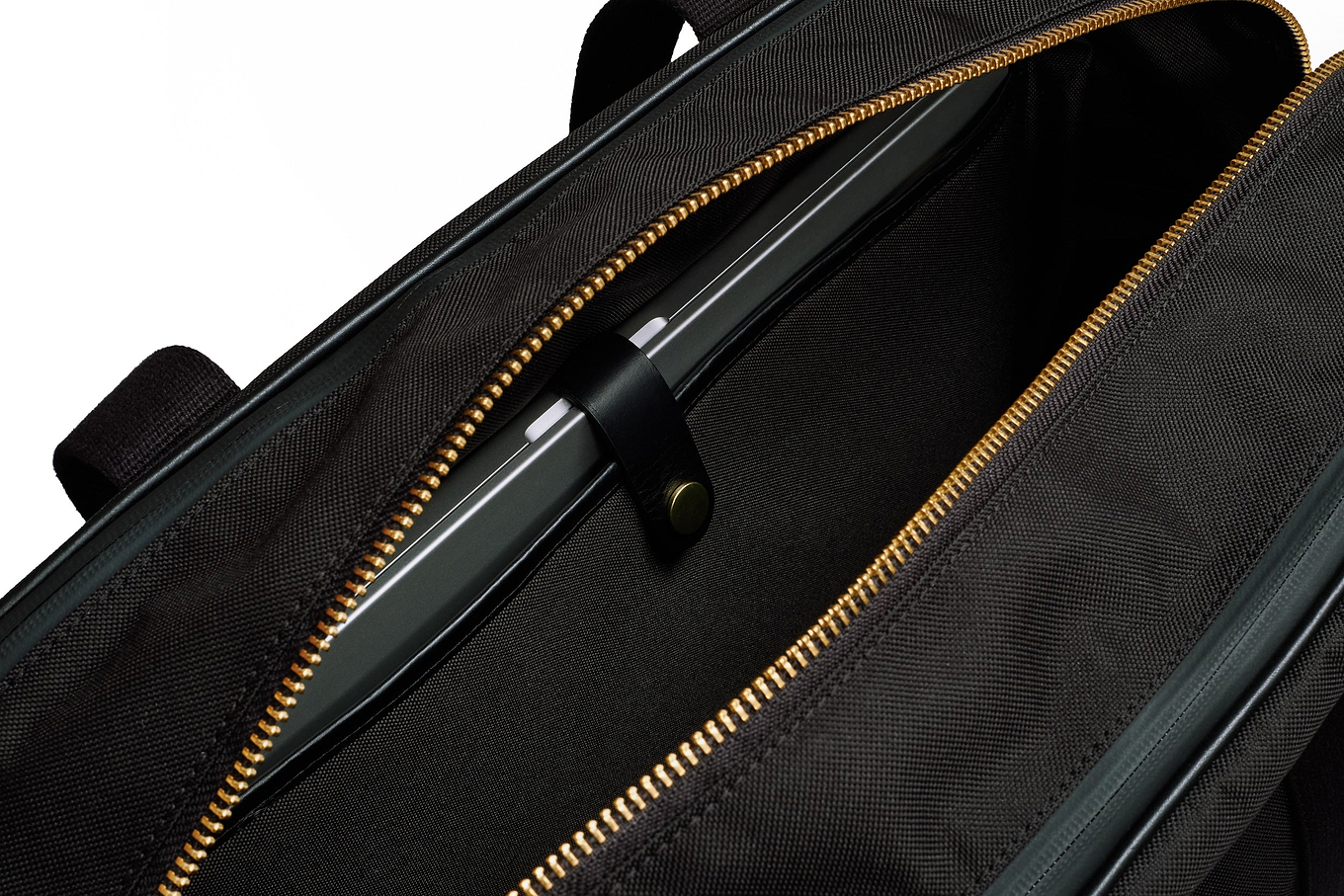 workout laptop bag in black. go from the office to the gym in style.