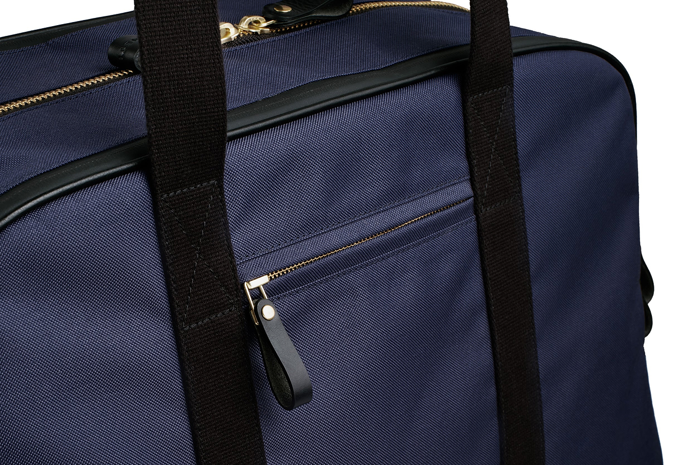 back view of the navy blue sport duffel bag