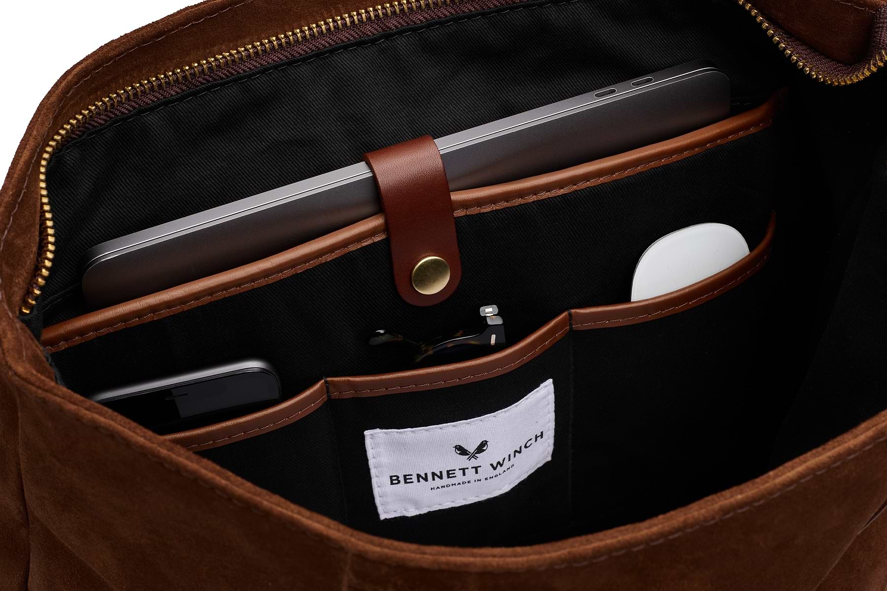 organization space for laptop and essentials in tote bag 