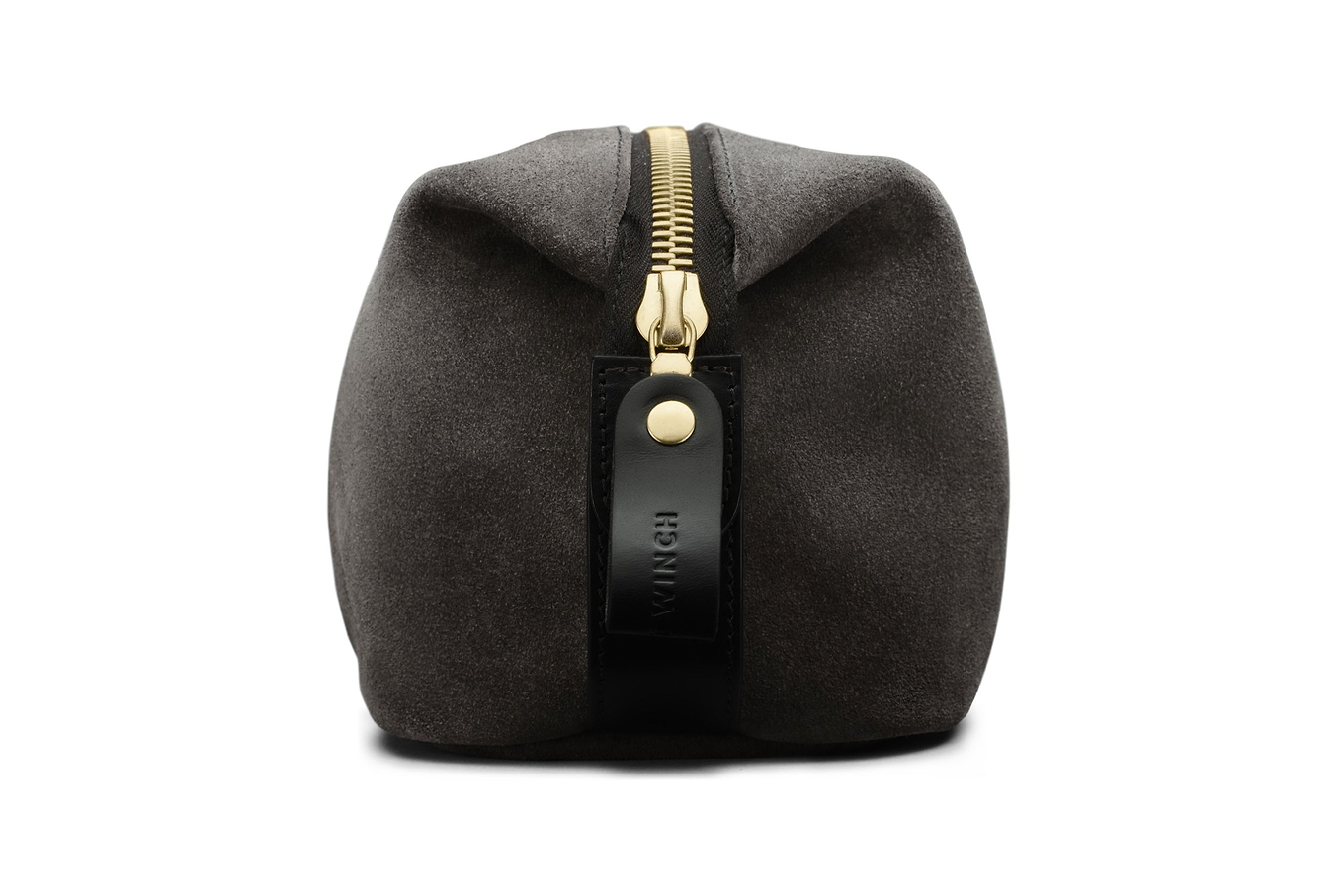 quality zipper closure on luxury toiletry bag