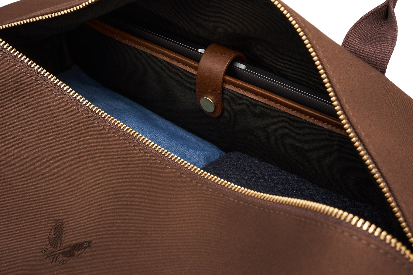 close up of weekender with a laptop compartment from Bennett Winch