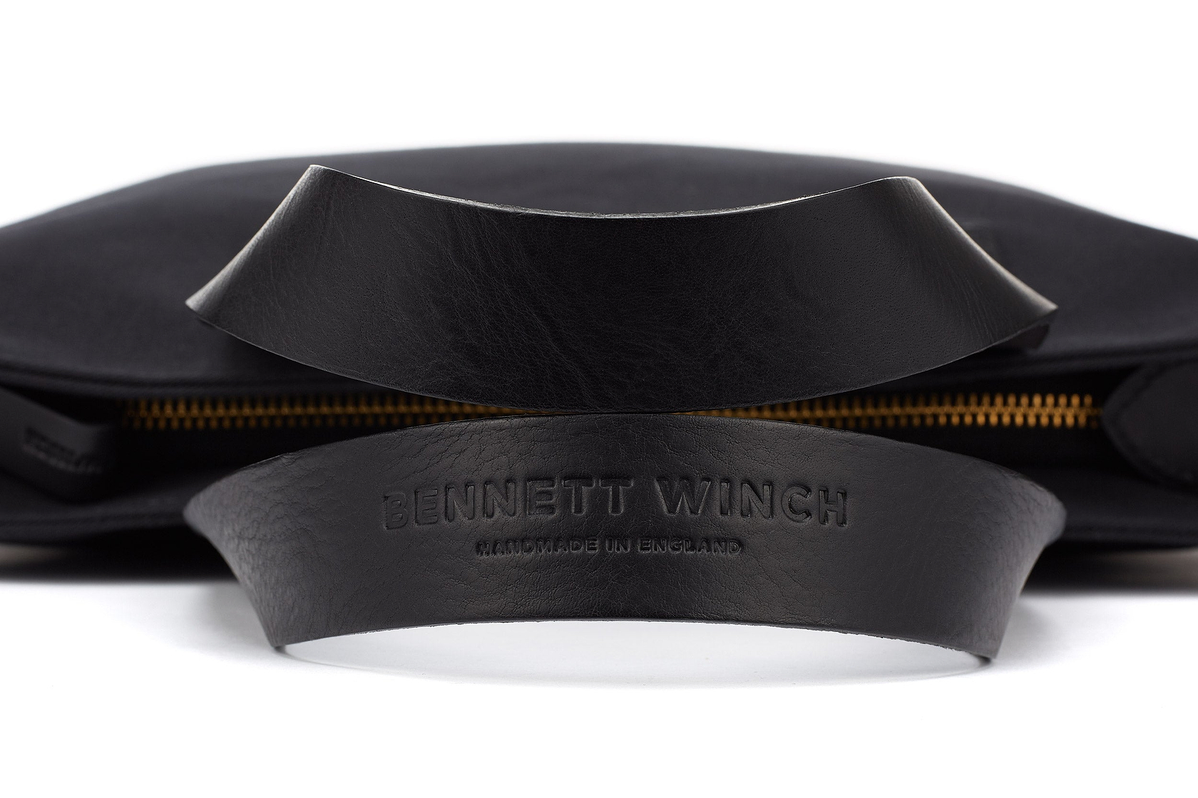 the Bennett Winch name pressed into premium leather handles