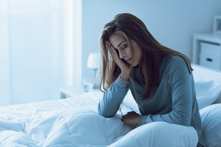 a lady with a sleep problem