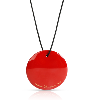 Tiffany & Co. Elsa Peretti Round pendant in red lacquer over Japanese hardwood