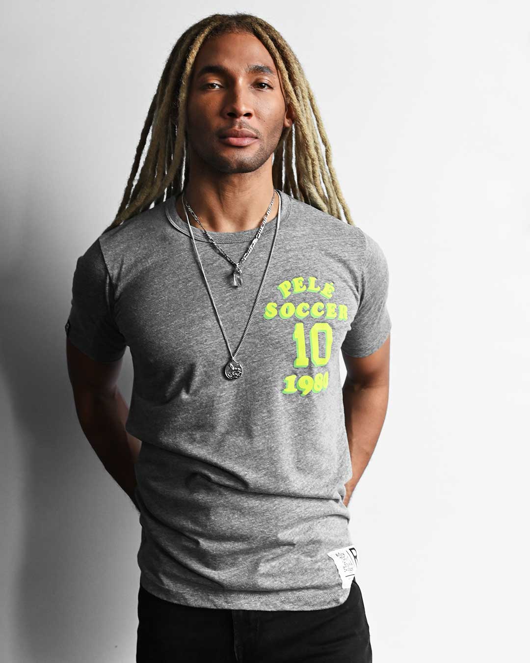 Pelé Soccer Grey Tee - Roots of Fight