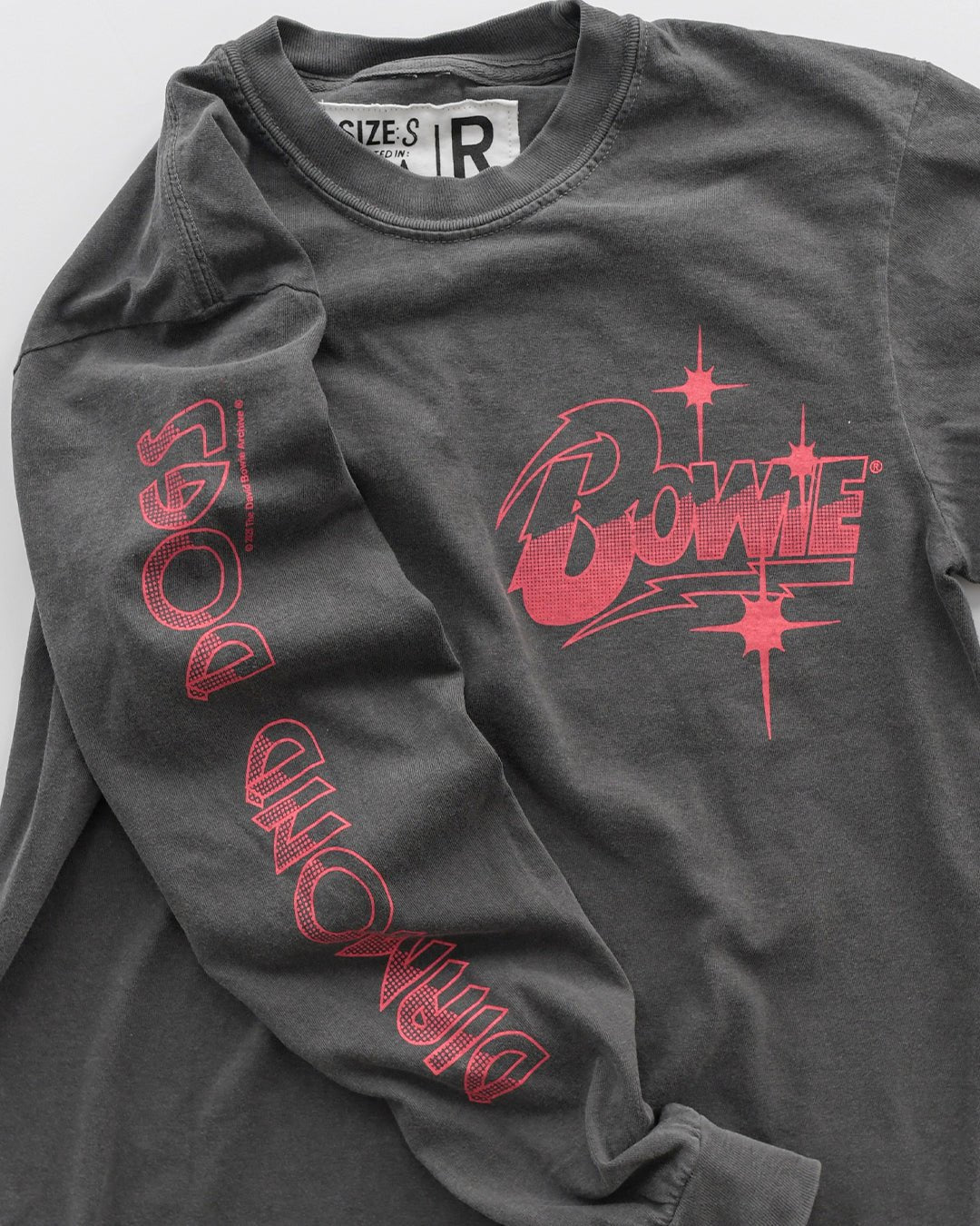 David Bowie Diamond Dogs Charcoal Long Sleeve Tee - Roots of Fight Canada