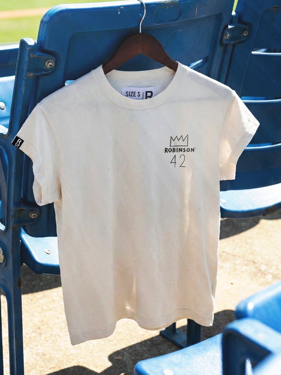 Jackie Robinson Vintage 42 Women's White Tee - Roots of Fight Canada