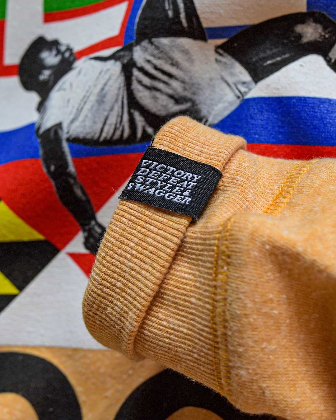 Pelé Brasil 1980 Gold PO Hoody - Roots of Fight Canada